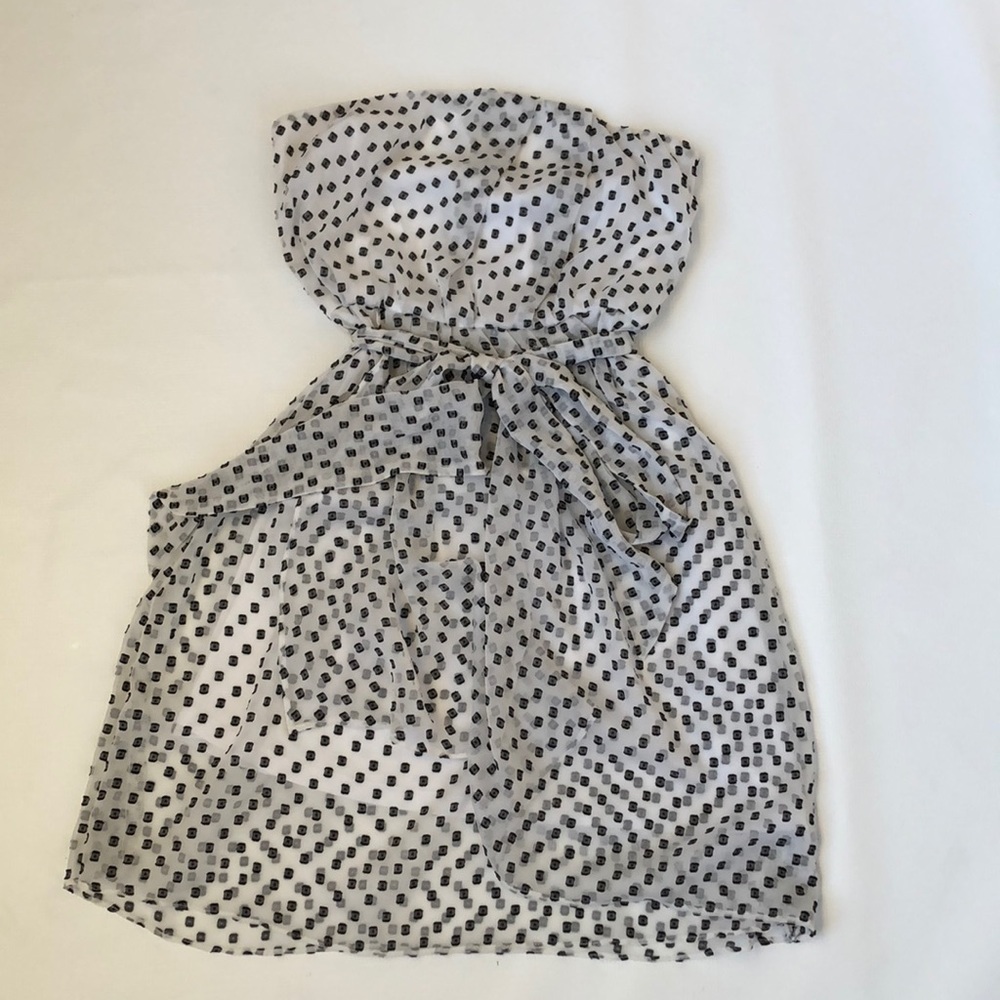 Express size 4 strapless dress